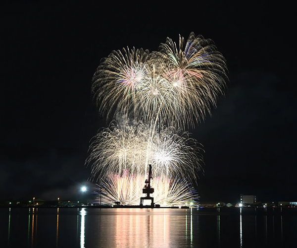 みなと舞鶴ちゃった花火大会