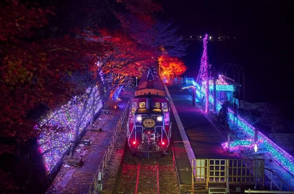 嵯峨野観光鉄道